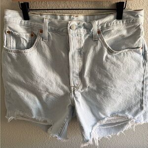 Levi’s 501 Light Blue Denim Women Shorts - Size 33